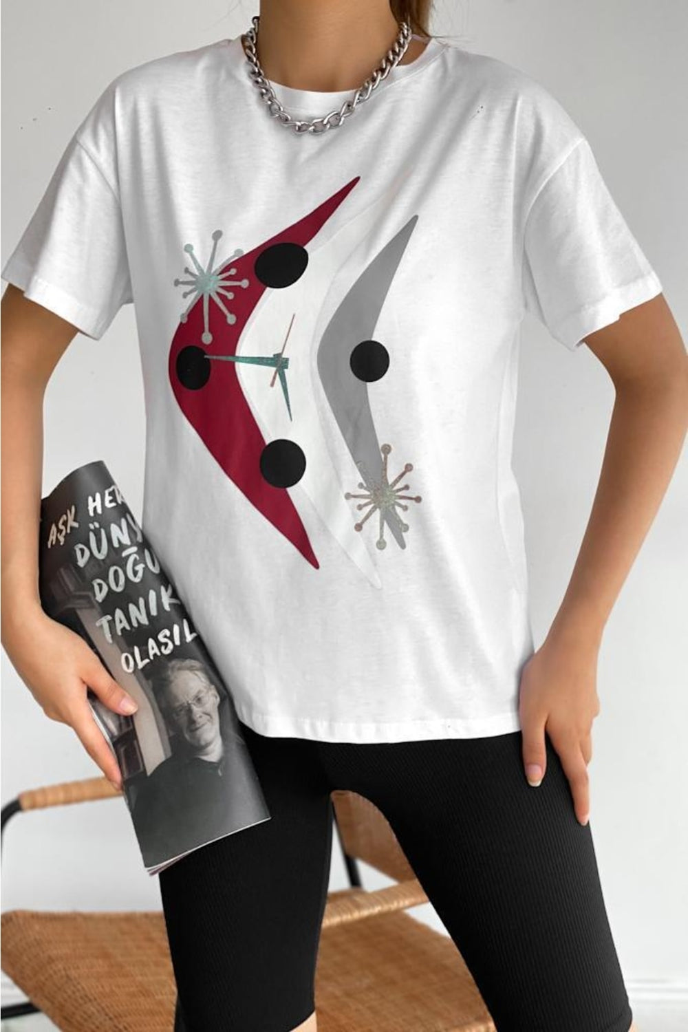 Kadın Bisiklet Yaka Baskılı Yeni Sezon T-shirt - Beyaz