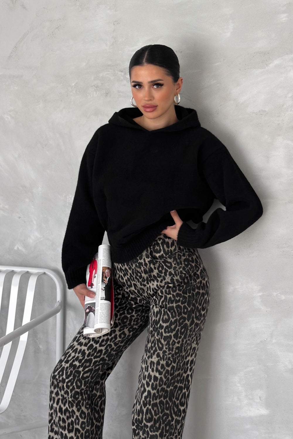 Kadın Standart Beden Kapüşonlu Peluş Triko Sweatshirt - Siyah