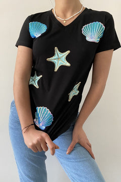 Kadın V Yaka Istiridye Deniz Yıldızı Pul Işlemeli Pamuk T-shirt - Siyah