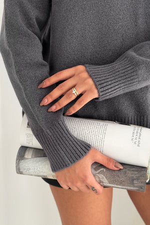 Kadın V Yaka Standart Beden Oversize Basic Triko Kazak - Gri