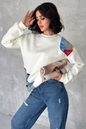 Kadın Şardonlu Tasarım Kot Detaylı Sweatshirt - Beyaz