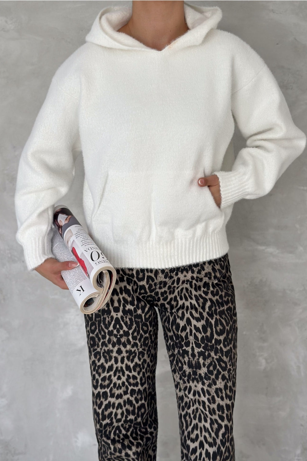 Kadın Standart Beden Kapüşonlu Peluş Triko Sweatshirt - Beyaz