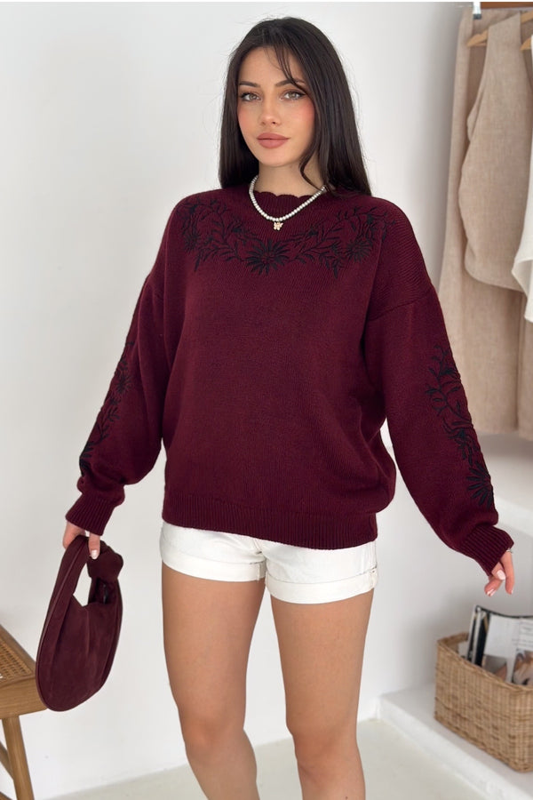 Nakış İşlemeli Oversize Triko Kazak Standart Beden - Bordo