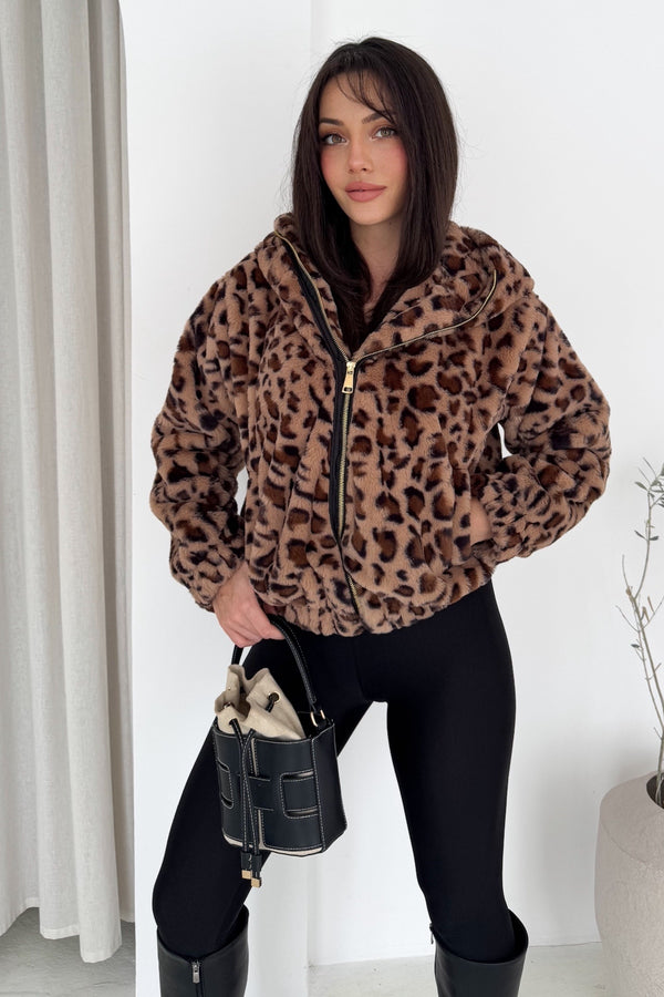 Leopar Fermuarlı Kapüşonlu İçi Astarlı Peluş Kürk Mont - Çok Renkli
