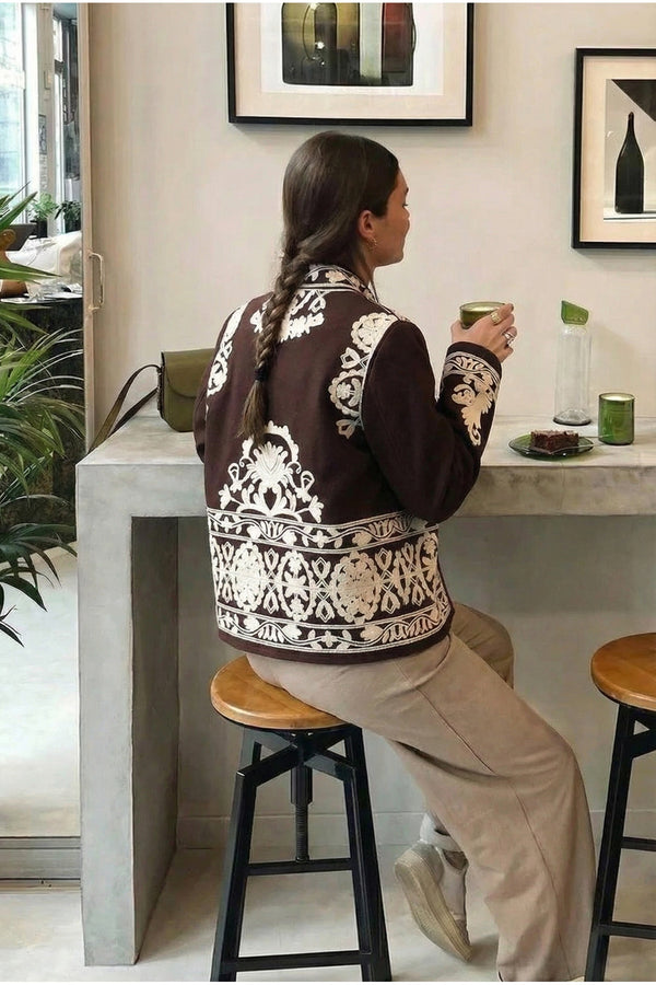 Kadın Dik Yaka Püsküllü Nakış İşlemeli Kaşe Ceket - Kahverengi