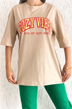 Kadın Cozy Vibes Baskılı Salaş T-shirt - Bej