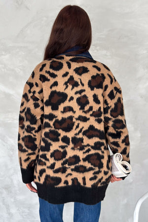 Kadın Desen Standart Beden Kot Detaylı Taş Düğmeli Tasarım Oversize Triko Hırka - Leopar