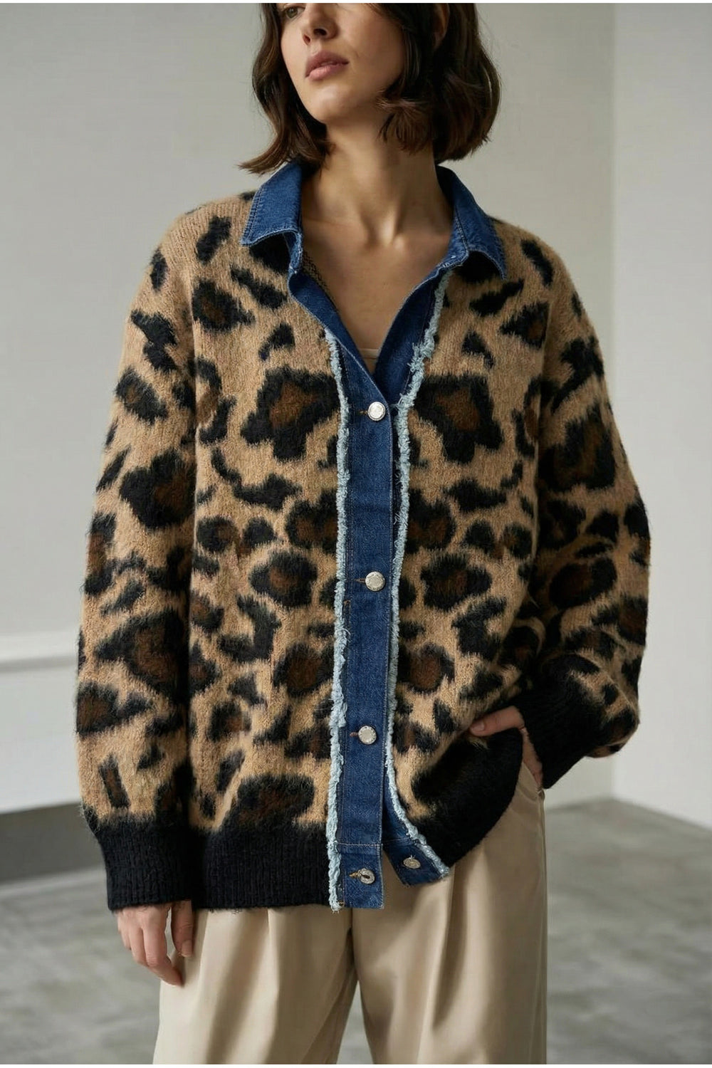 Kadın Leopar Desen Kot Detaylı Oversize Triko Hırka - Kahverengi