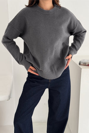 Kadın Standart Beden Oversize Basic Triko Kazak - Füme