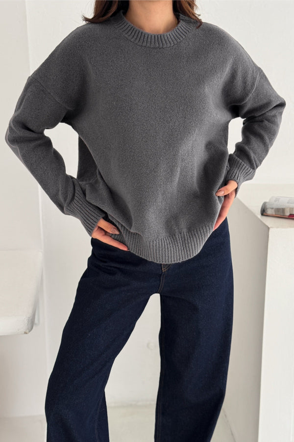 Kadın Standart Beden Oversize Basic Triko Kazak - Füme