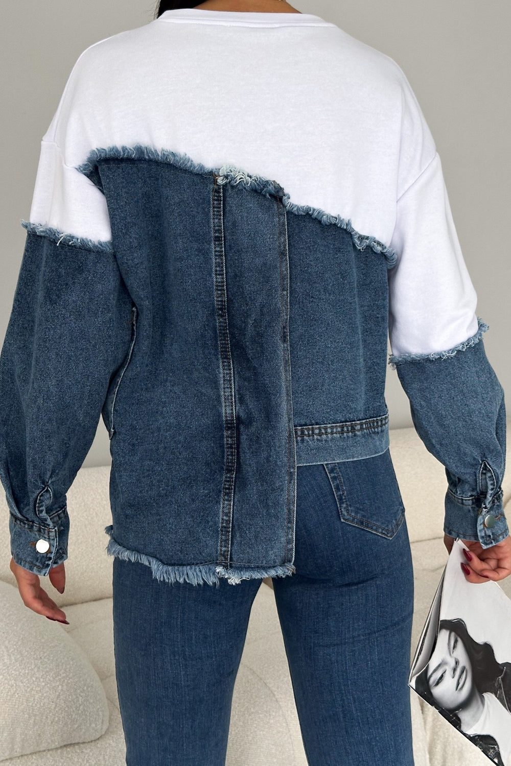 Asimetrik Düğmeli Kot Detaylı Tasarım Sweatshirt - Beyaz