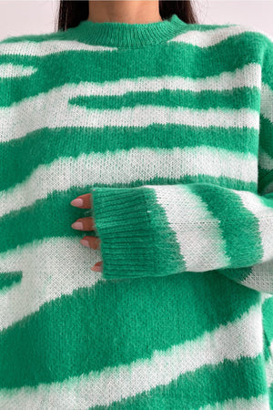 Kadın Yeni Sezon Zebra Desen Standart Beden Geniş Kalıp Oversize Triko Kazak - Yeşil