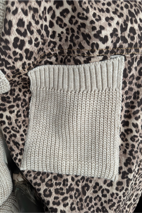 Kadın Standart Beden Kolları Ve Cebi Trikolu Oversize Hırka - Leopar