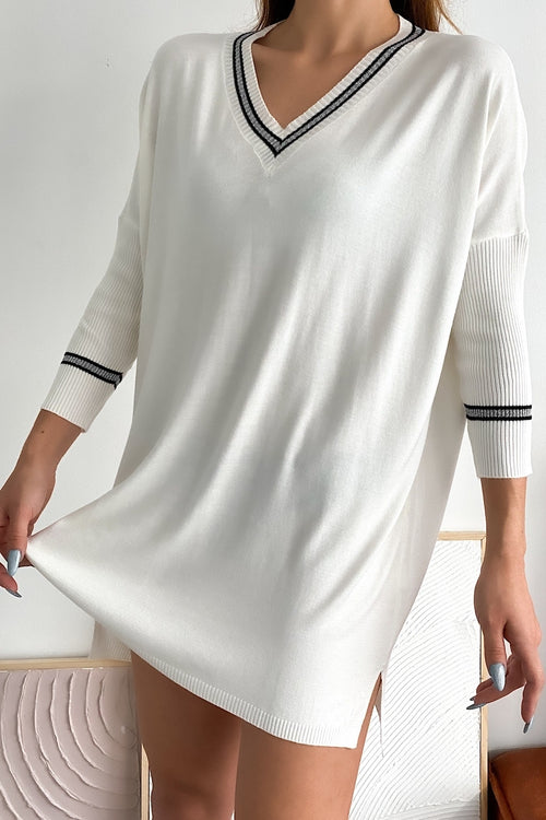 Kadın V Yaka Yakası Ve Bileği Sim Şerit Detaylı Standart Beden Oversize Bol Triko Tunik - Beyaz