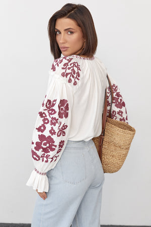 Kadın Yeni Sezon Komple Çiçek Nakış İşlemeli Tasarım Vintage Bluz - Beyaz