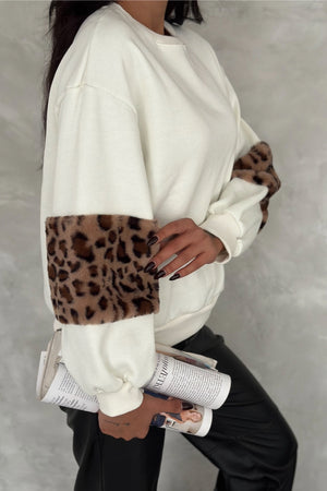Kadın Kolları Leopar Detaylı İçi Pamuklu Oversize Sweatshirt - Beyaz