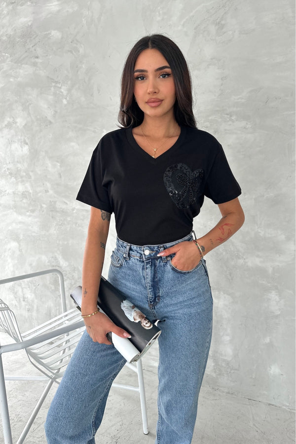 Kadın V Yaka Boncuk Ve Pul İşlemeli Kurdela Desen %100 Pamuk T-shirt - Siyah
