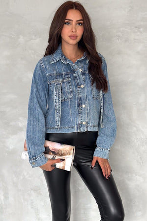 Kadın Mavi Çift Cepli Pul Detaylı Denim Kısa Kot Ceket - Lacivert