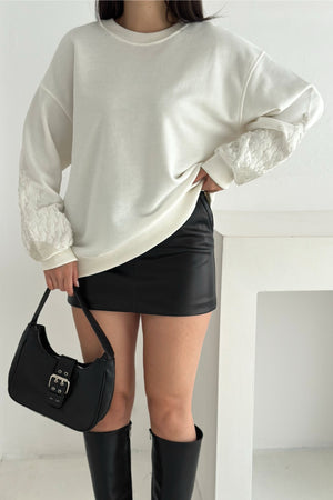 Kolları Boncuk Ve Taş İşlemeli %100 Pamuk Sweatshirt - Beyaz