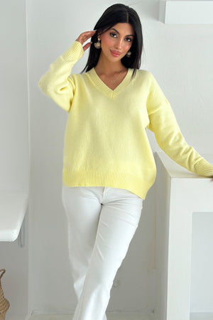 V Yaka Triko Kazak - Oversize - Standart Beden Basic Triko Kazak - Sarı