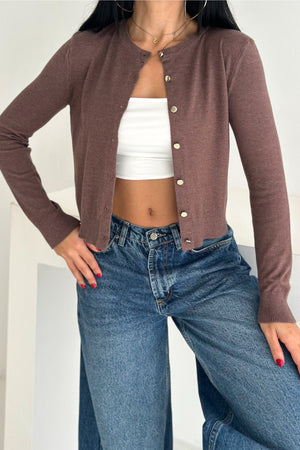 Kadın Düğmeli İnce Triko Hırka Standart Beden Basic Model Yumuşak Dokulu - Kahverengi