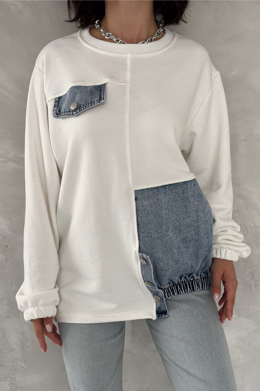 Kadın Kot Detaylı Tasarım Sweatshirt - Beyaz