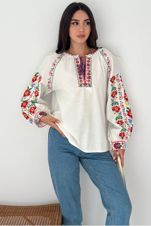 Kadın Vintage Çiçek Nakış İşlemeli Püsküllü Pamuklu Bluz - Beyaz