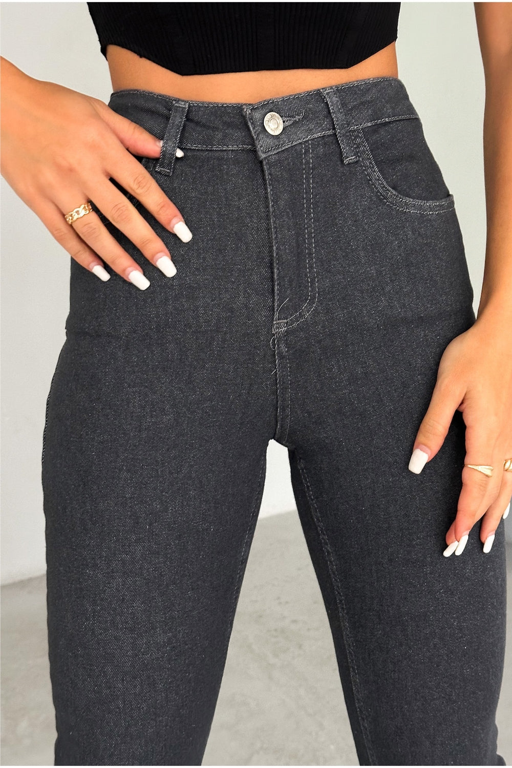 Yüksek Bel Paçası Kesik İçi Şardonlu Slim Fit Mom Jean - Gri