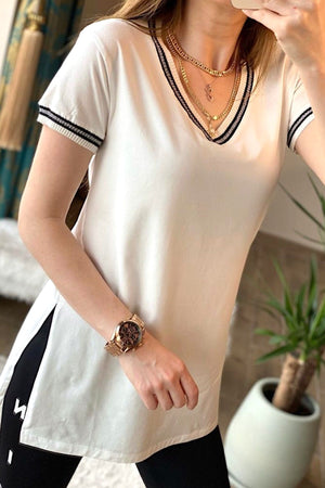 Kadın V Yaka Kolu Ve Yakası Simli Yanı Yırtmaçlı Pamuk T-shirt - Beyaz