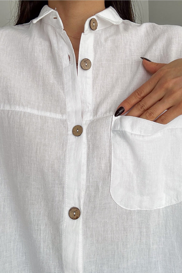 Kadın Ahşap Düğmeli Tek Cepli Oversize Geniş Kalıp Gömlek - Beyaz