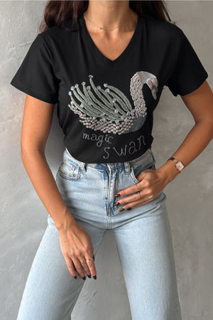 Kadın V Yaka Kuğu Pul Payet Ve Nakış İşlemeli %100 Pamuk T-Shirt - Siyah