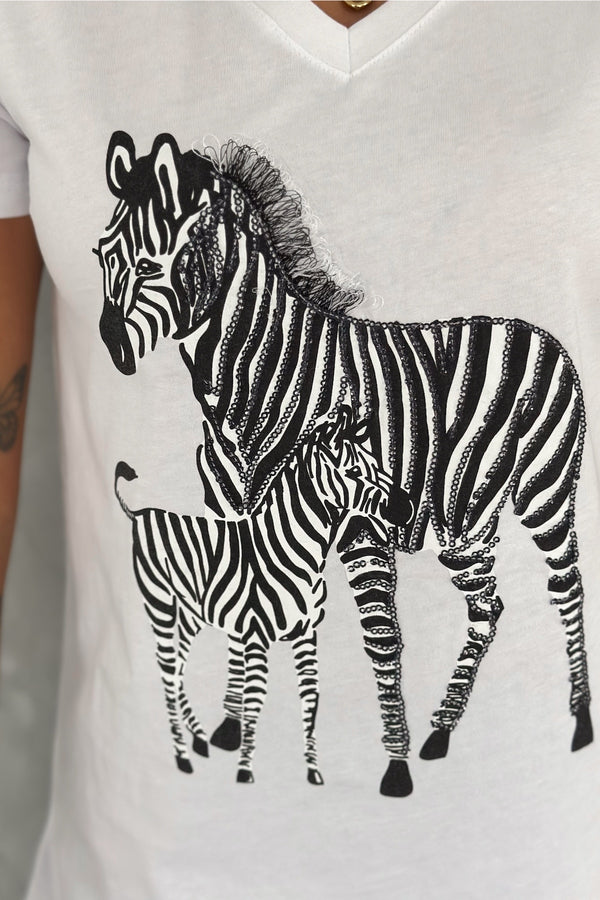 Kadın V Yaka Zebra Desen Pul Payet İşlemeli %100 Pamuk Tişört - Beyaz