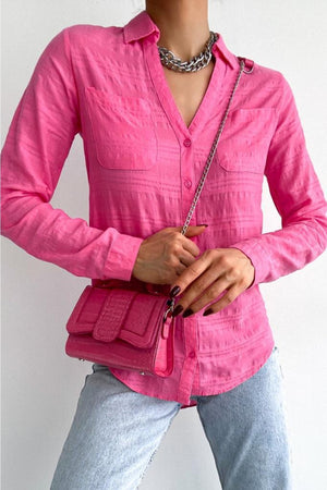 Kadın V Yaka Çift Cepli Katlanır Kol Slim Fit Kalıp Gömlek - Pembe