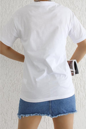 Kadın V Yaka Papatya Kelebek Pul Işlemeli Pamuk T-shirt - Beyaz