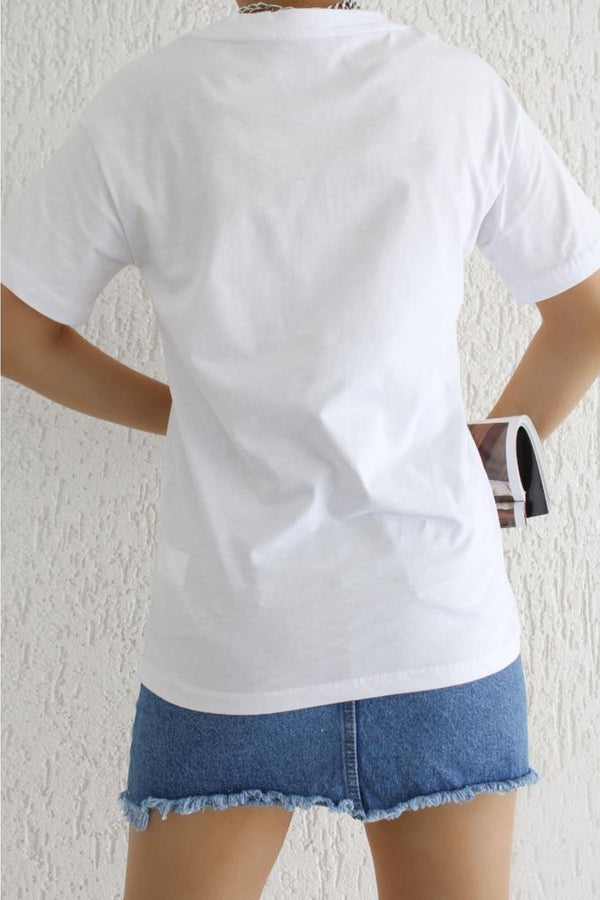 Kadın V Yaka Papatya Kelebek Pul Işlemeli Pamuk T-shirt - Beyaz