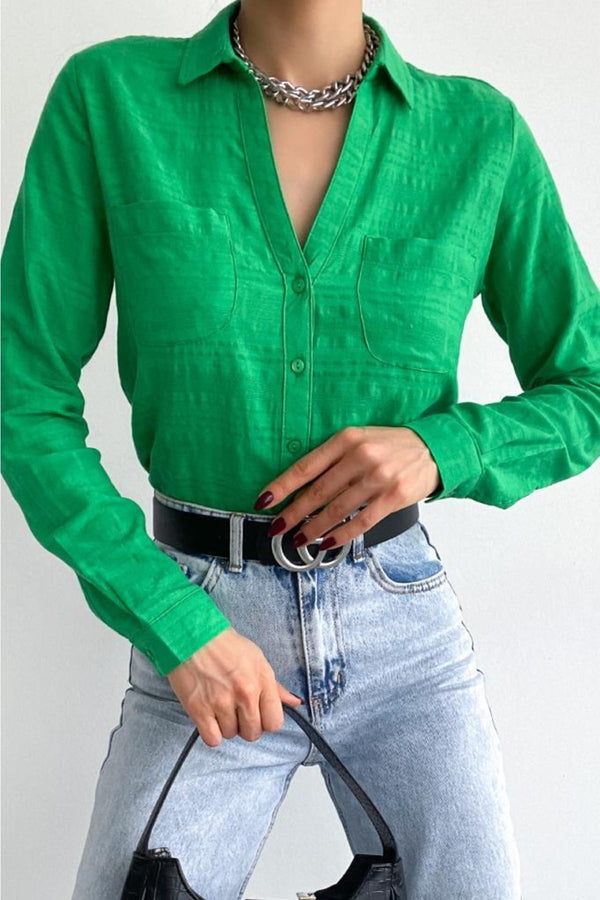 Kadın V Yaka Çift Cepli Katlanır Kol Slim Fit Kalıp Gömlek - Yeşil