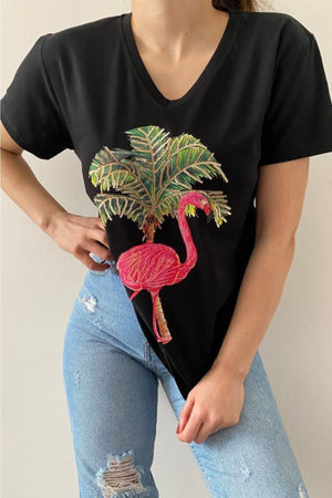Kadın V Yaka Flamingo Pul Işlemeli Pamuk T-shirt - Siyah
